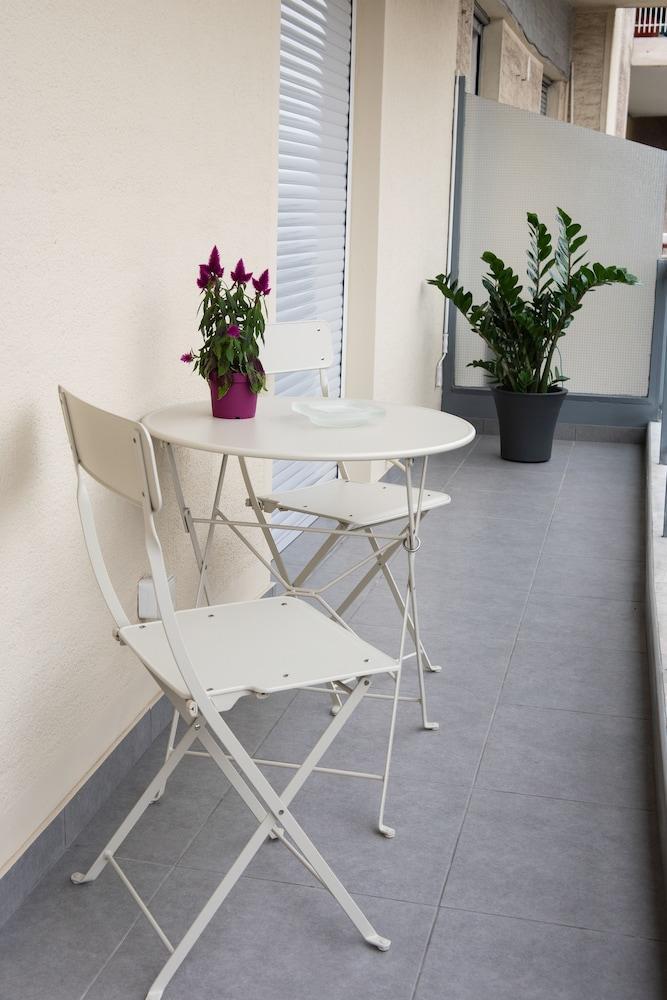 Katia Modern Apartment In Athena Bagian luar foto
